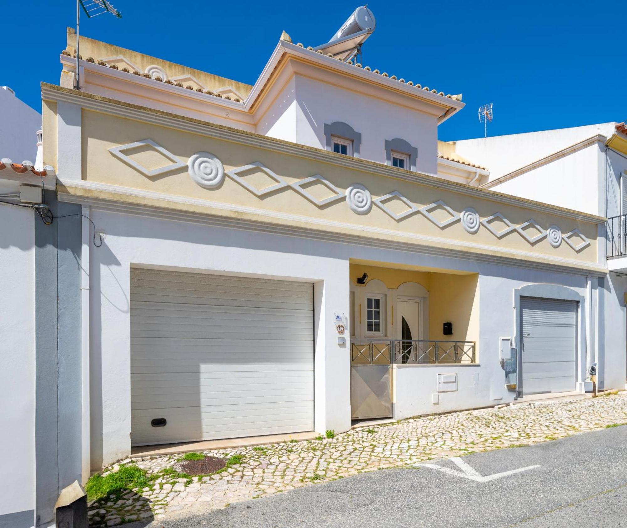 Full Private 180Sqm Villa - Terrace Jacuzzi - 200M Beach & Sea View Albufeira Extérieur photo